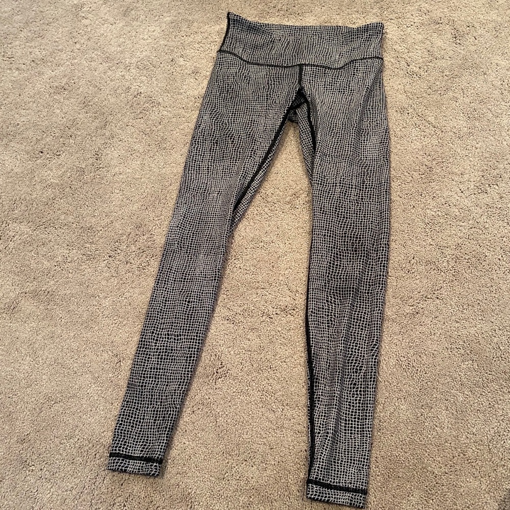Lululemon leggings
